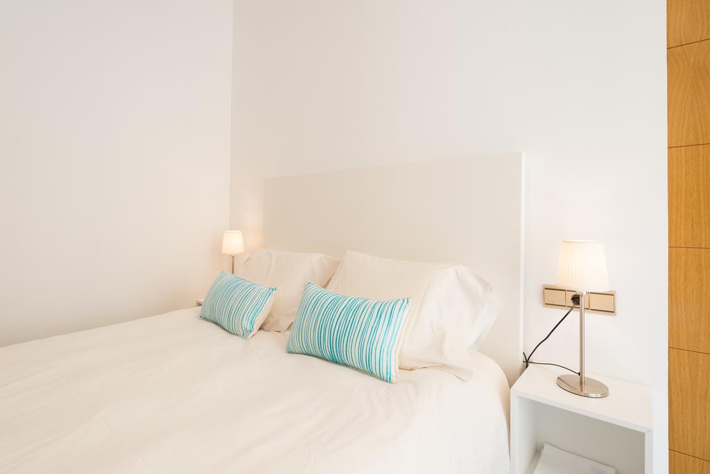 Appartamento Plaza Picasso Málaga Esterno foto