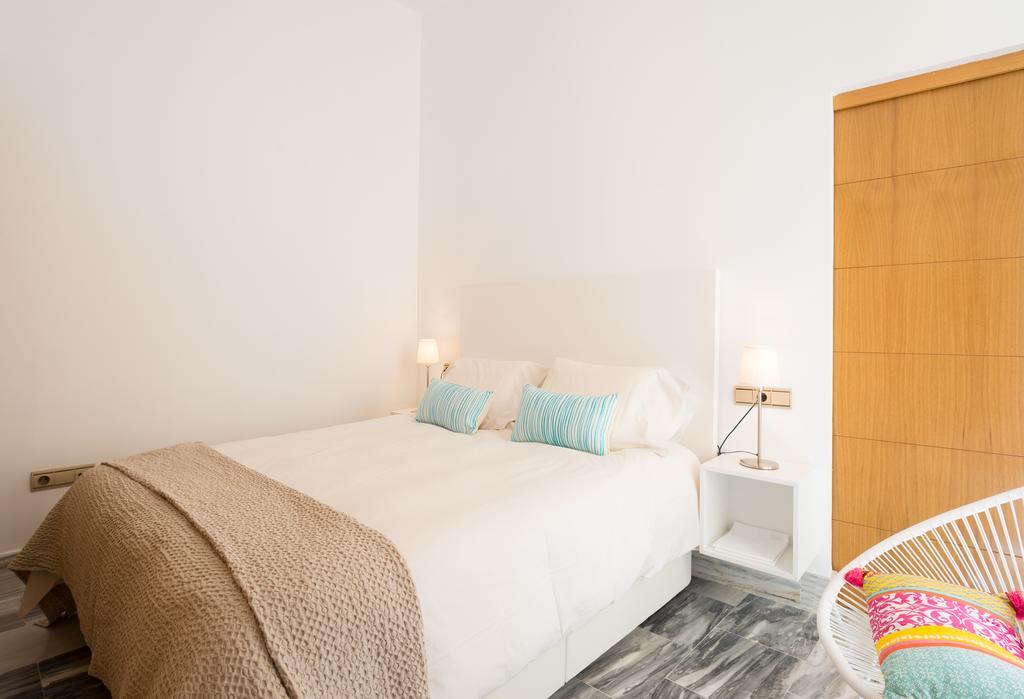 Appartamento Plaza Picasso Málaga Esterno foto